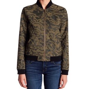 Camo bomber jacket
